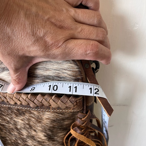Brown and Tan Fringe Leather Bag - Picture 11 of 11